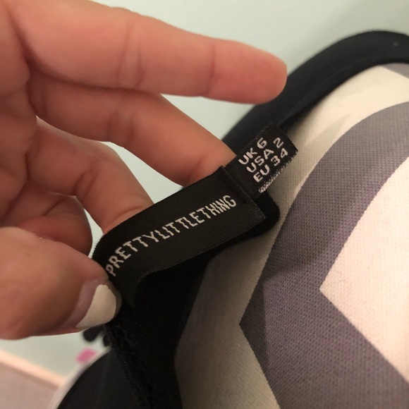 One piece - Picture 4 of 5